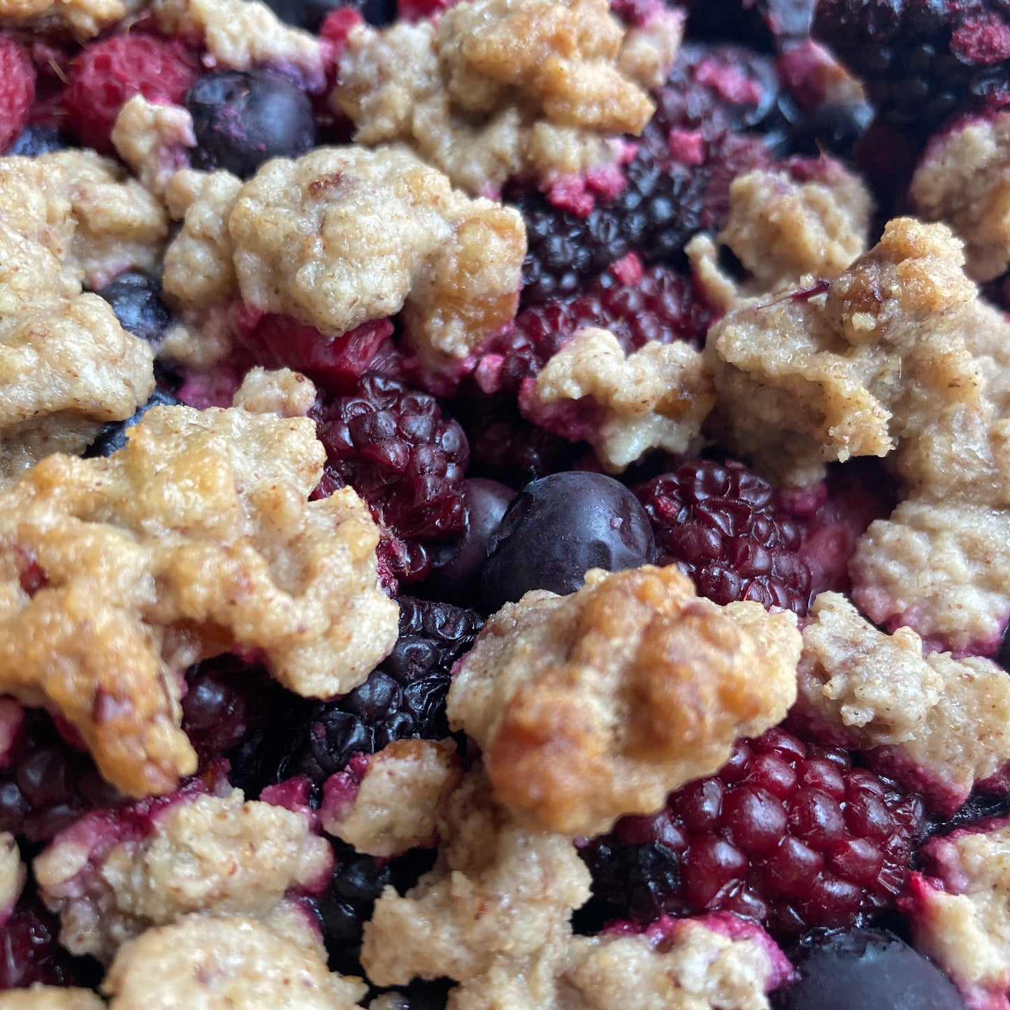 Berry Pecan Crumble - Organic